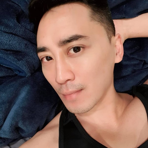等候心中那个人的照片