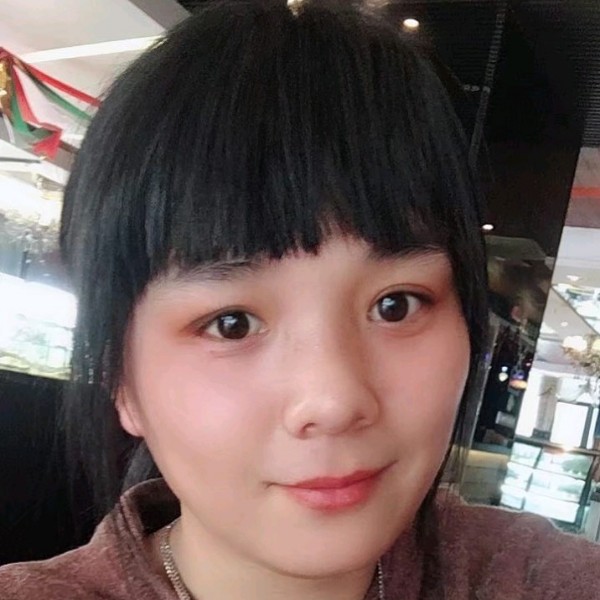 寂寞女孩的照片