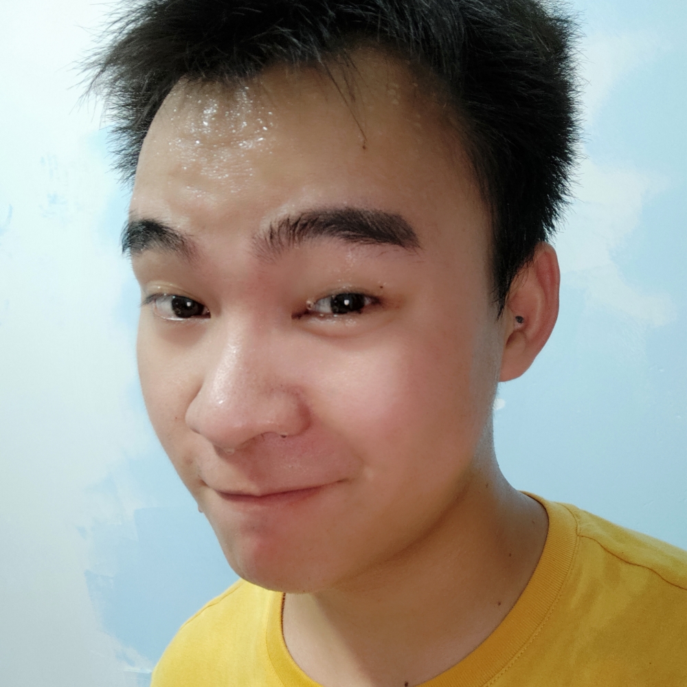 忧伤拿墨镜的照片