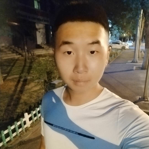 调皮拾忆秋月的照片