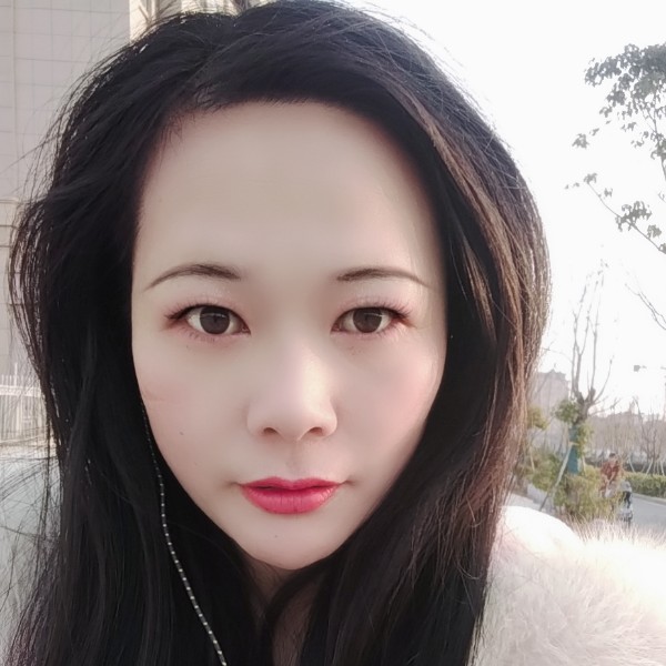 俏皮还纸鹤的照片
