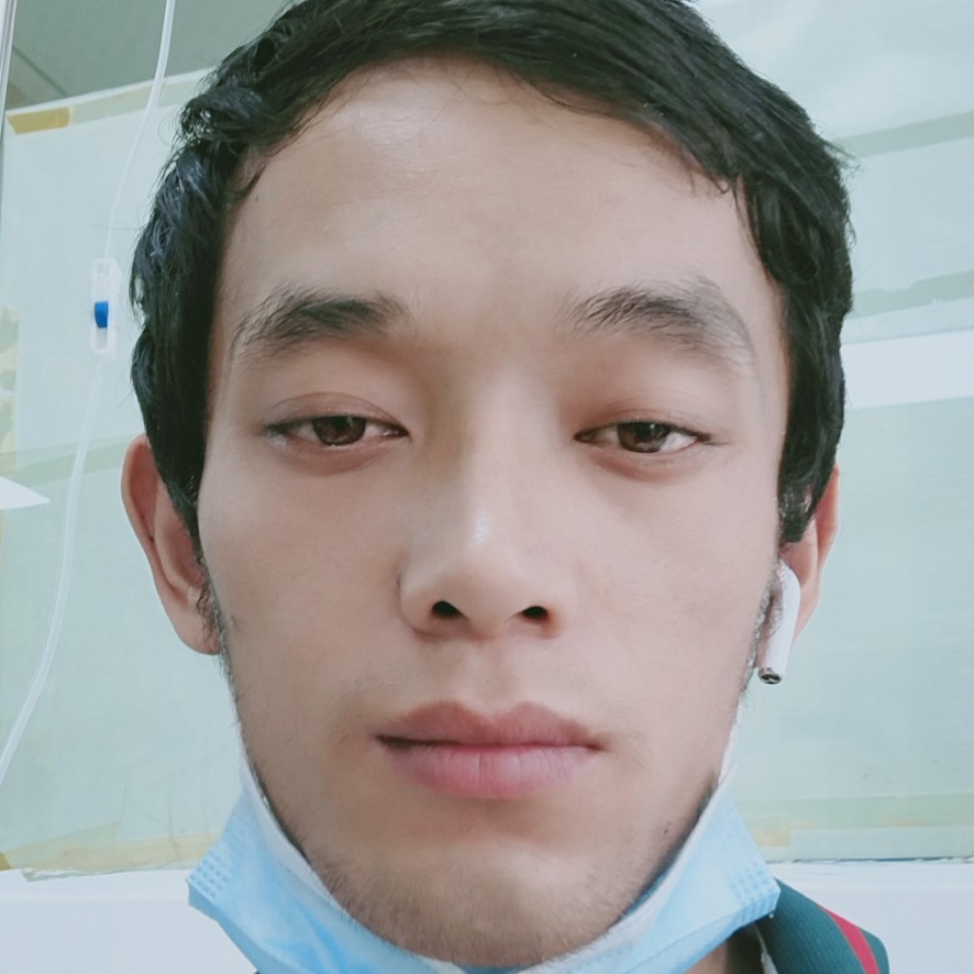 执着漫步小伙的照片