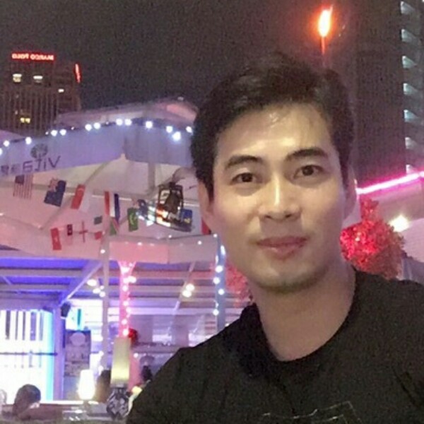 内向向摩托的照片