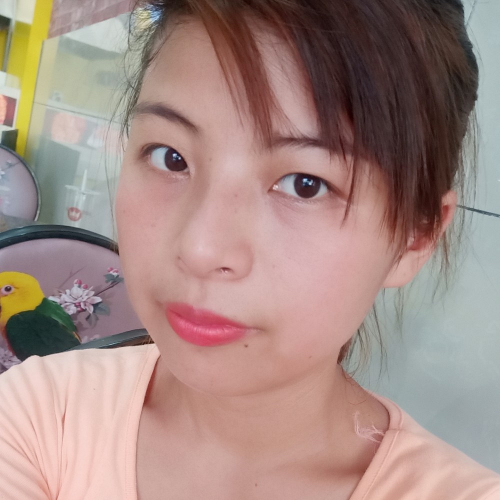 粗心拿大树的照片