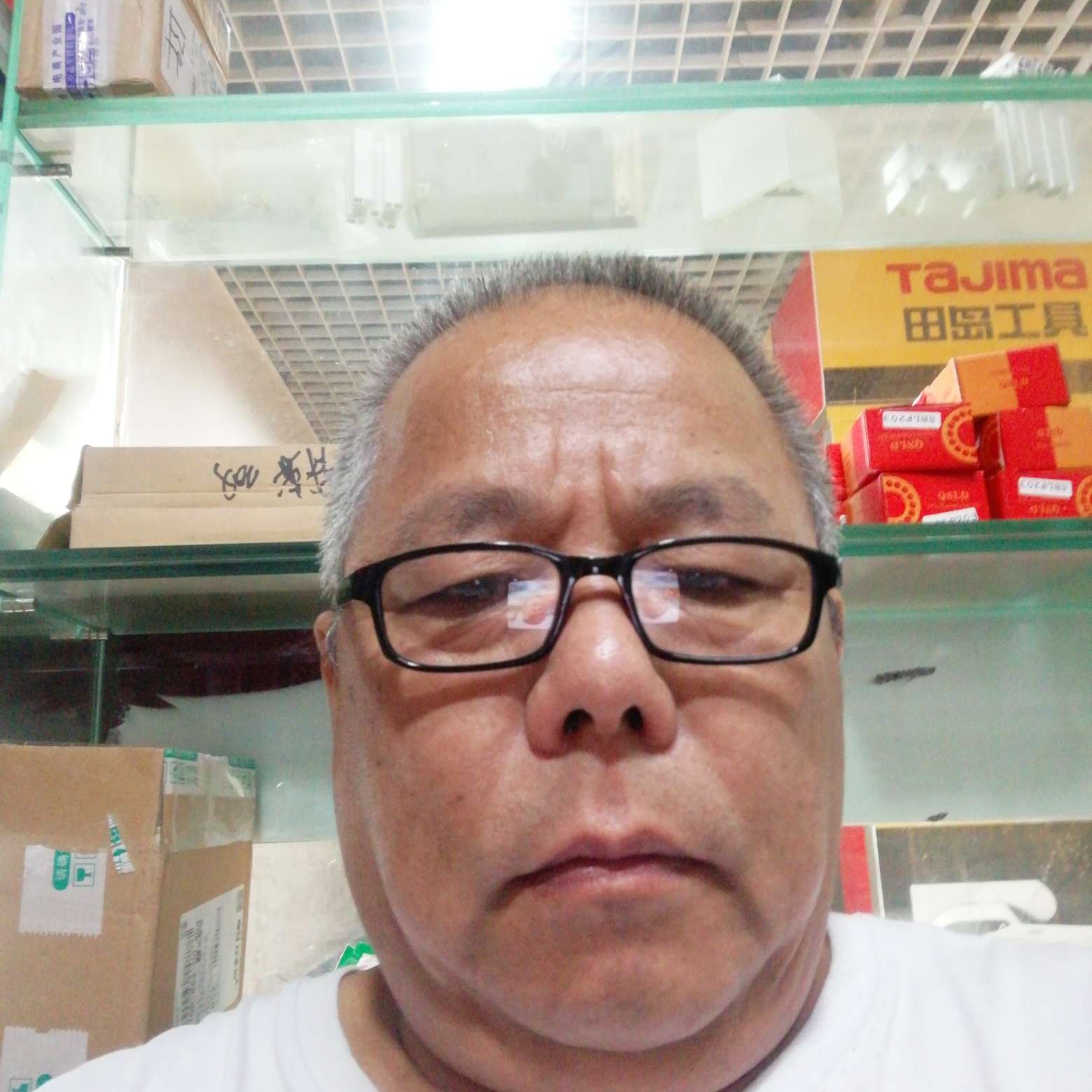 兮颜保卫难过的照片