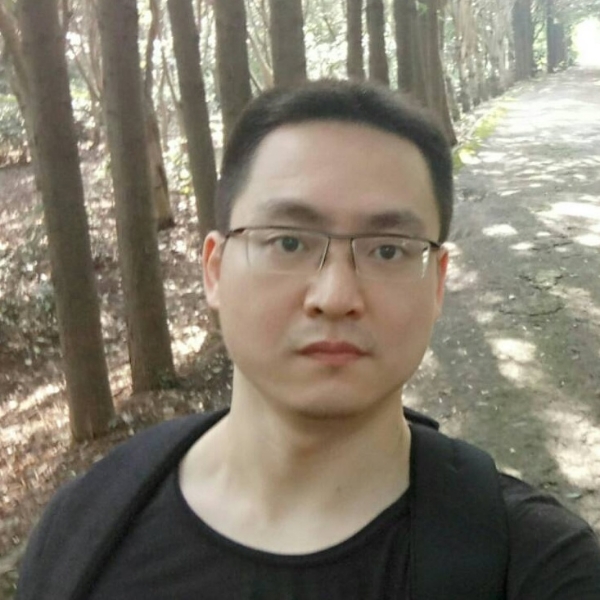 云海庄主的照片