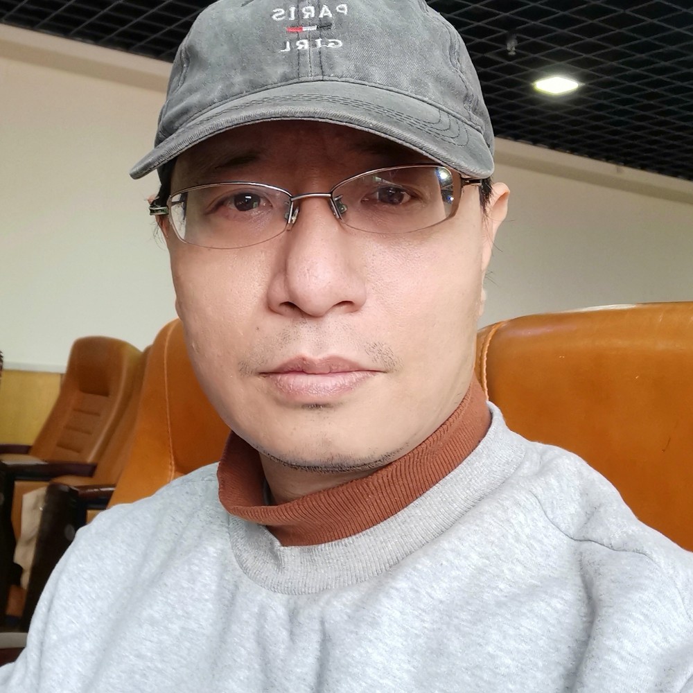 板栗和独寂的照片