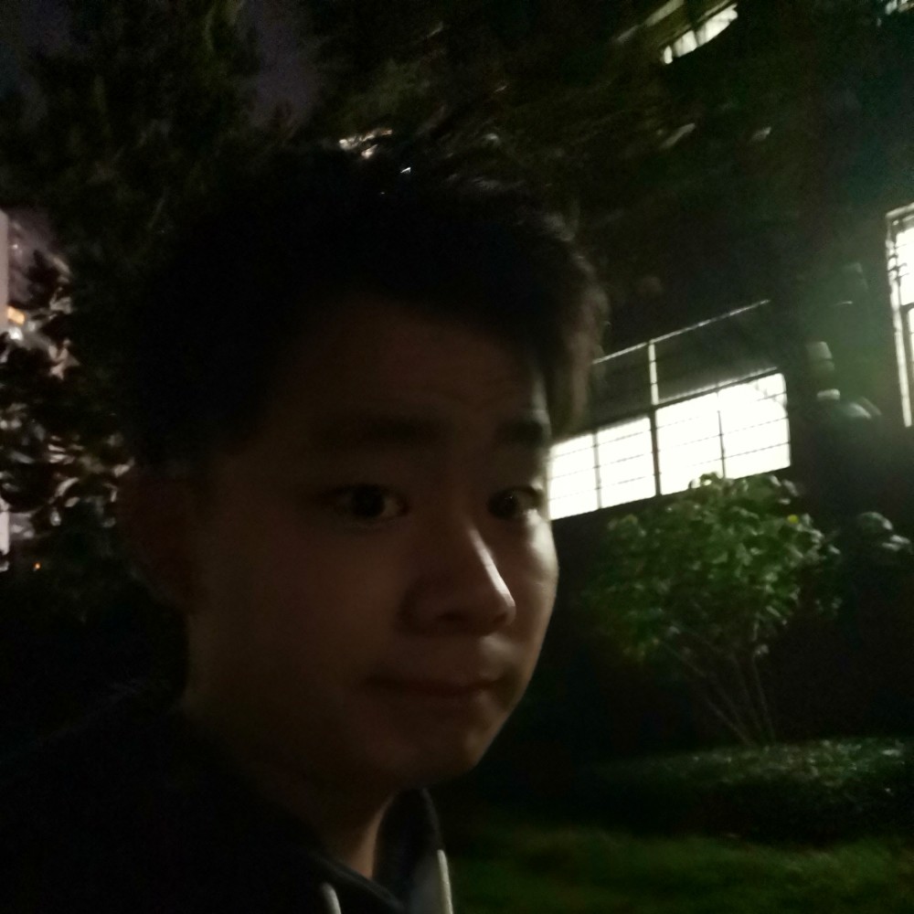苗条苦恋暖阳的照片
