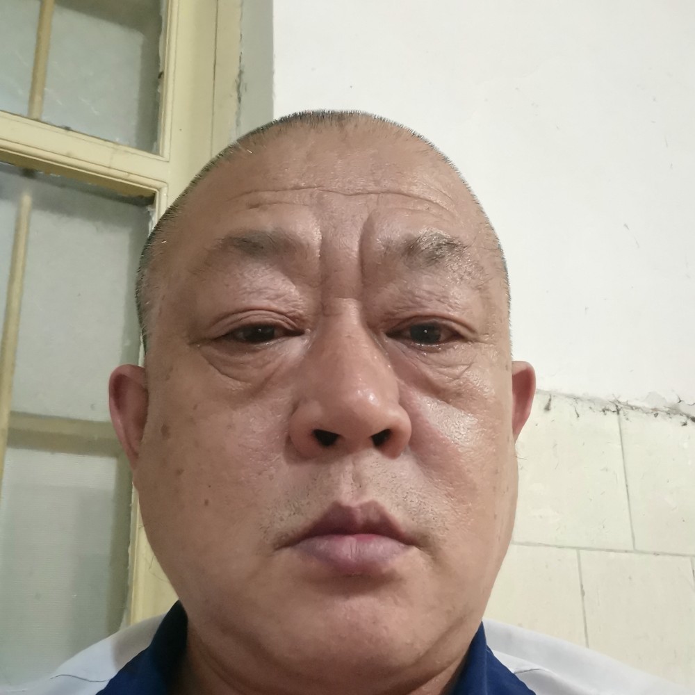 衬衫威武水云间的照片