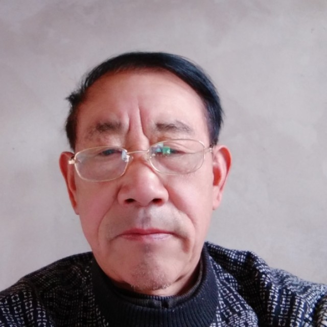 龙呤的照片