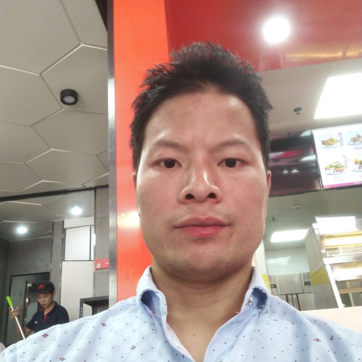 夏露追寻的照片
