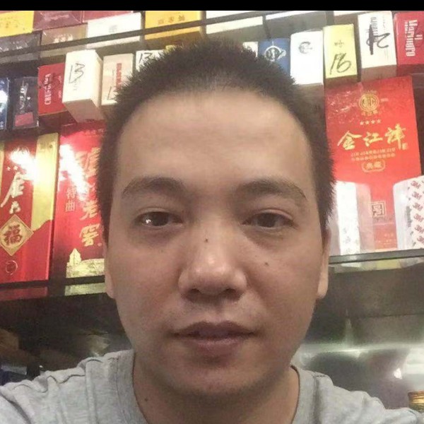 独自黑夜的照片