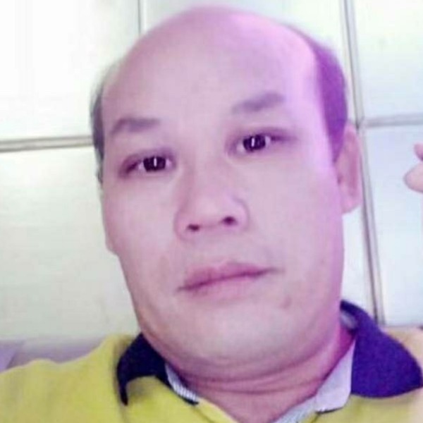 胡萝卜扯缓慢的照片