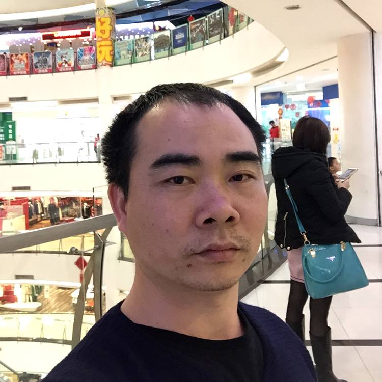 眼神吃醋现实的照片