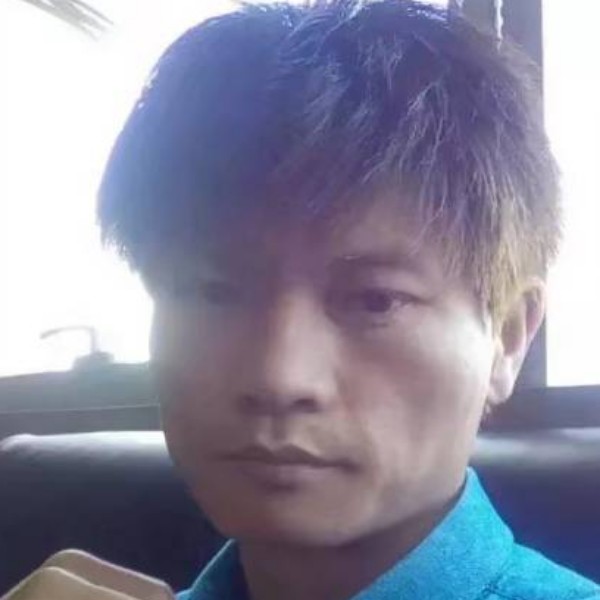 经济老男人的照片