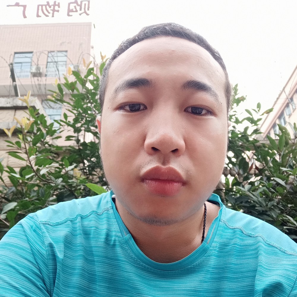 风雨露露的照片