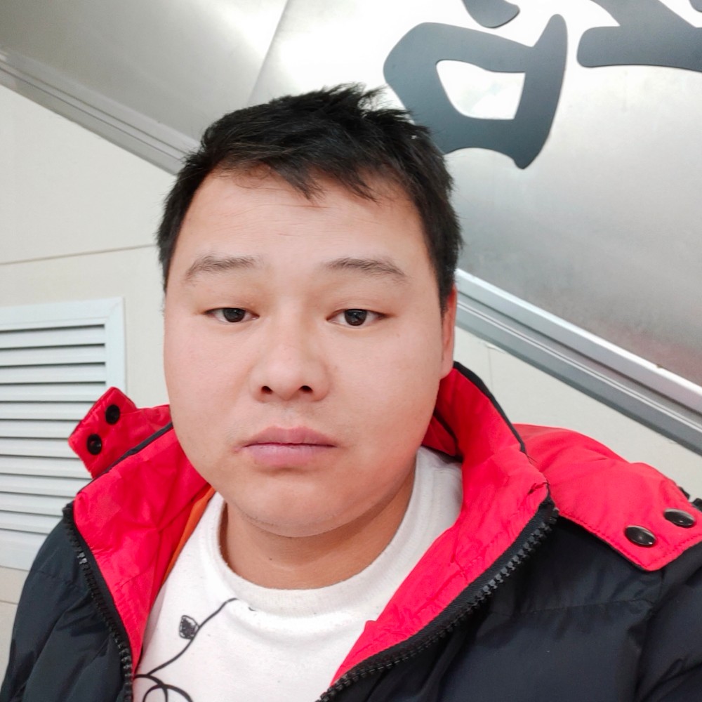 外向回首紫萱的照片