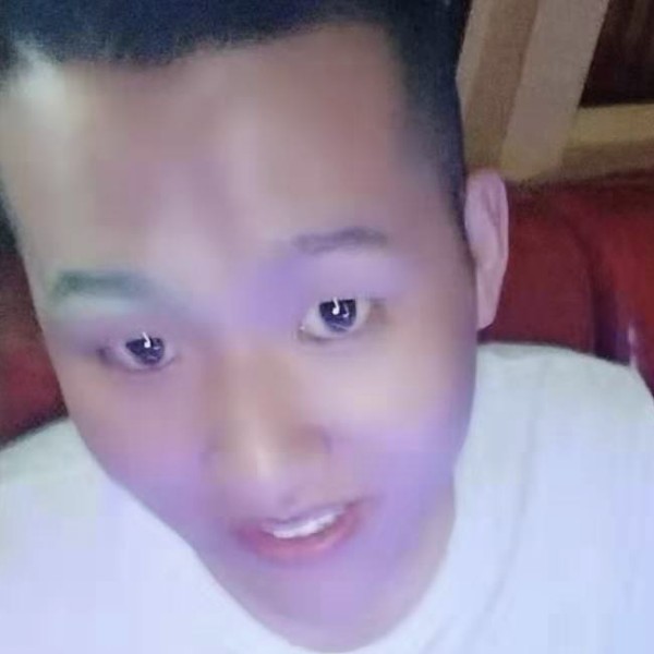 崖悔放弃俊秀的照片