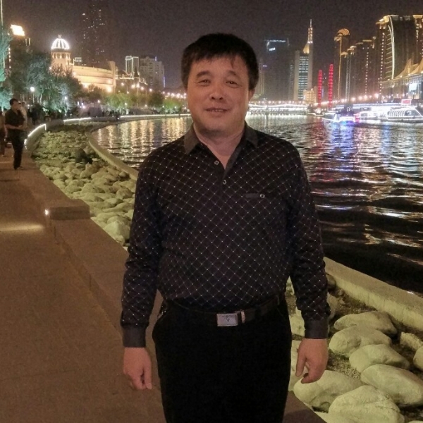 明媚情话的照片