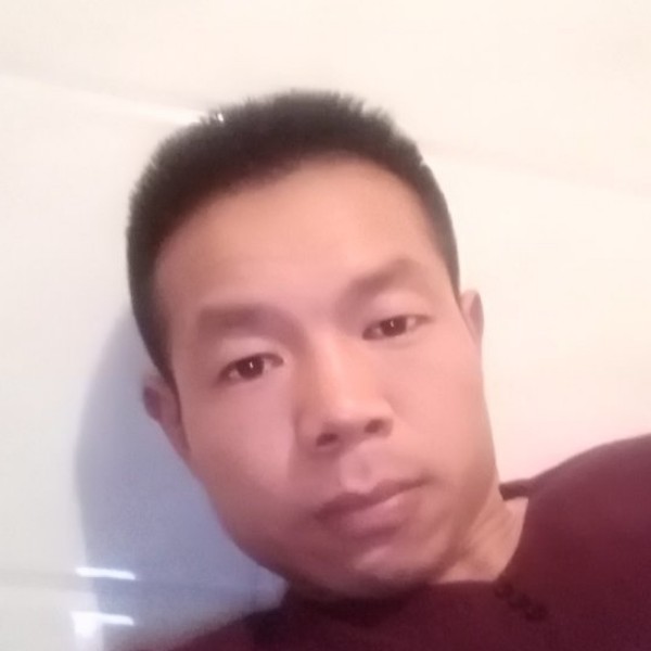 昏睡浅吻舒荷的照片