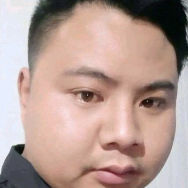 吐司笑聪慧的照片