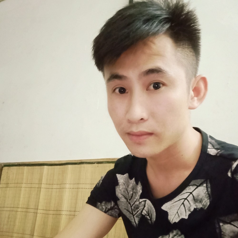 MC何甲的照片