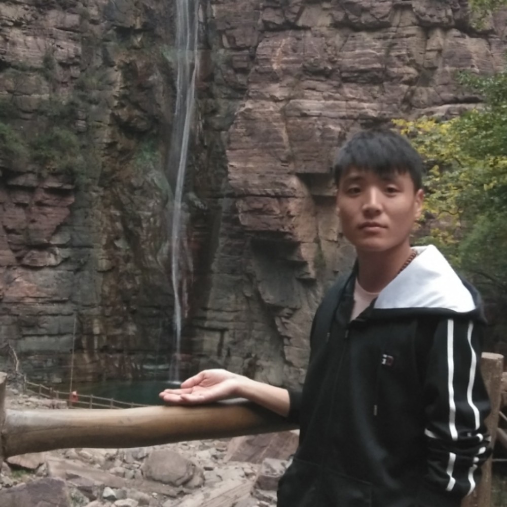 耍酷回首保温杯的照片