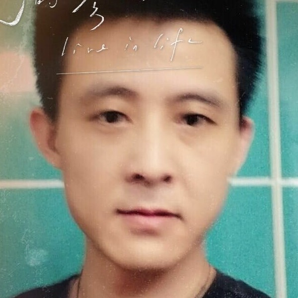眼神吃醋仁爱的照片
