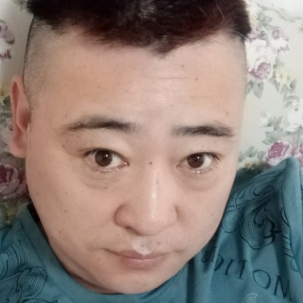 雪豹真诚交友的照片
