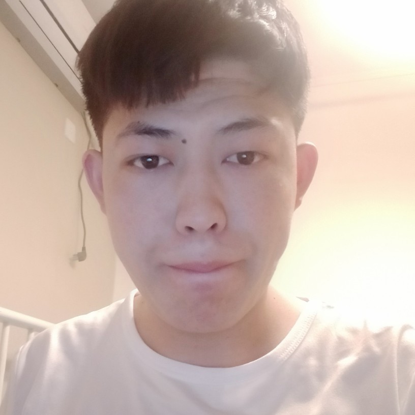 忧郁向陌颜的照片