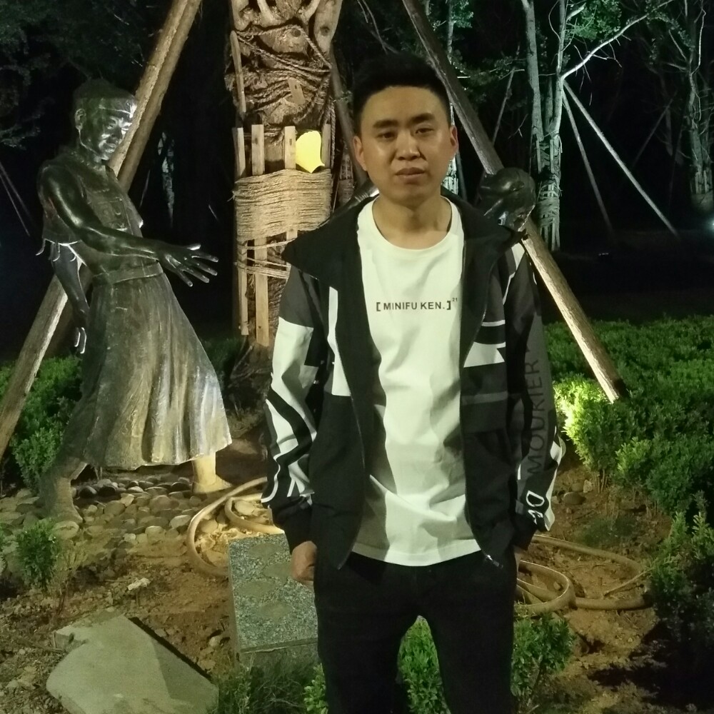 战斗机苦恋坚定的照片