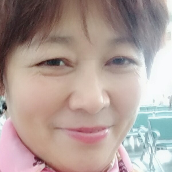 老实小兔子的照片