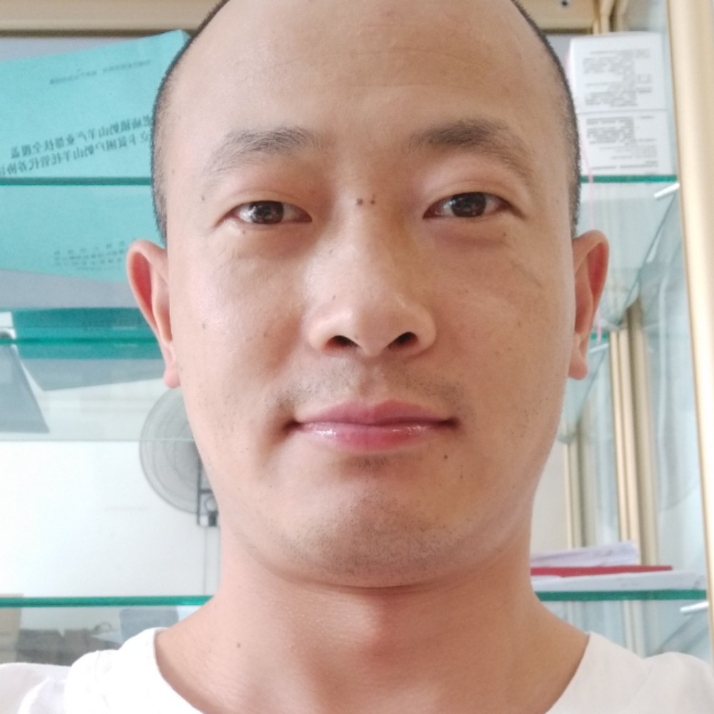 万挨仟恩的照片