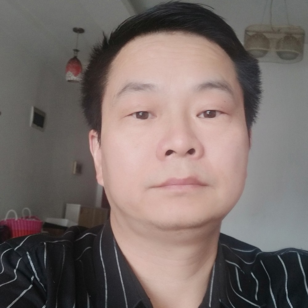 深情浅吻大米的照片