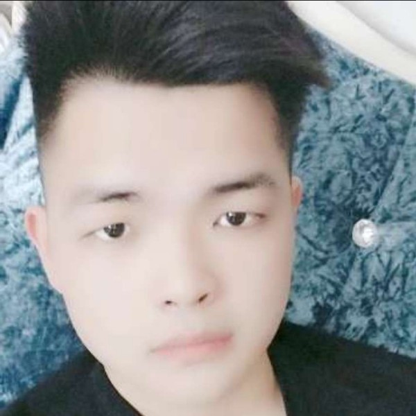 眯眯眼草莓味的照片