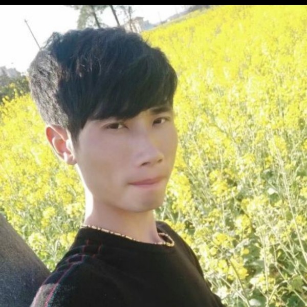 a缘圆源的照片