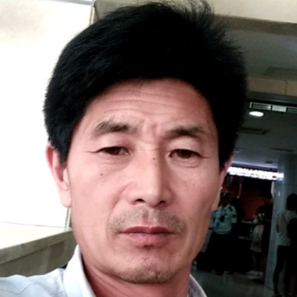 高山仰的照片