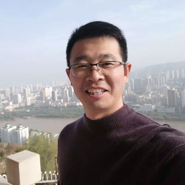 背包幸福的照片
