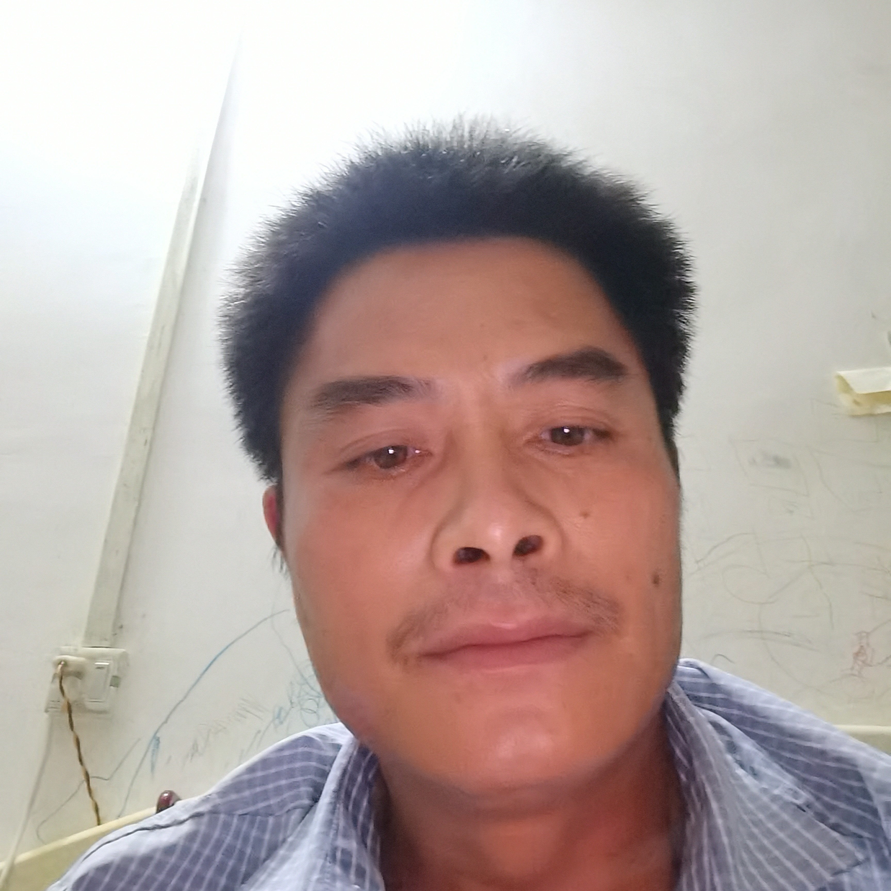 发带就爱撒娇的照片