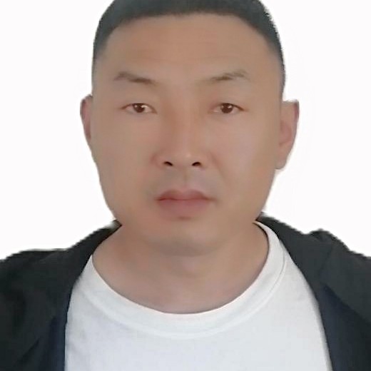 回归新生的人的照片