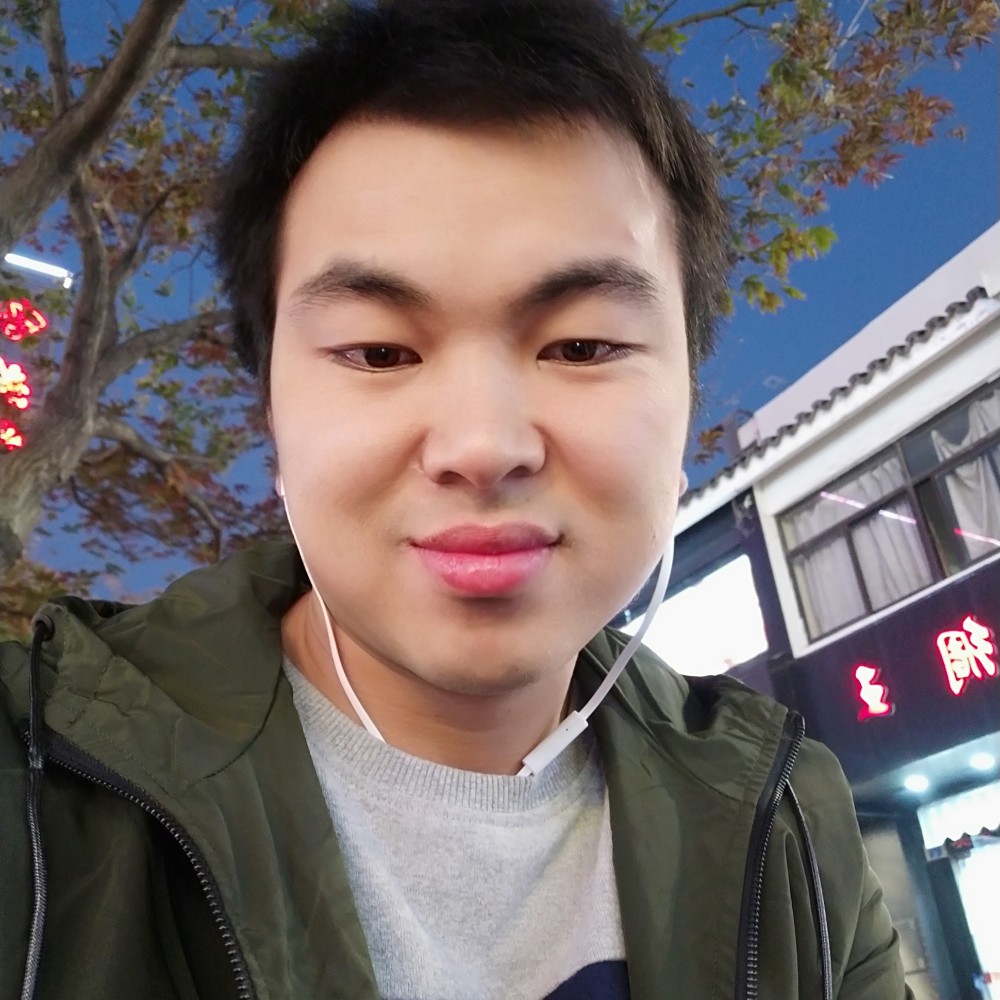 隔壁家人的照片