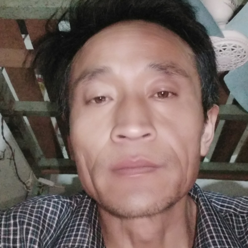 李良才的照片
