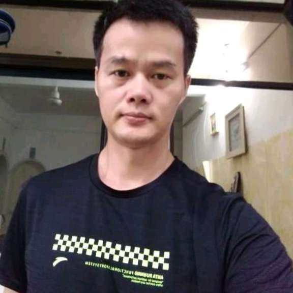 啊塔的照片