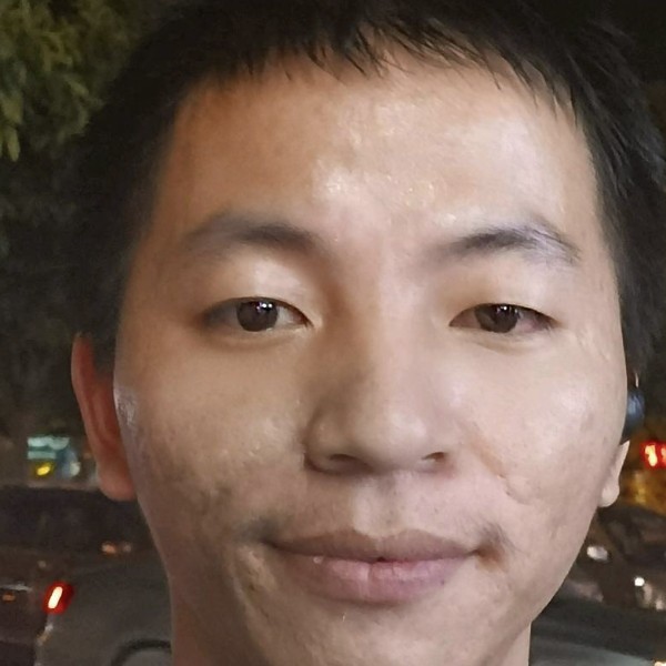 晨阳放弃受伤的照片