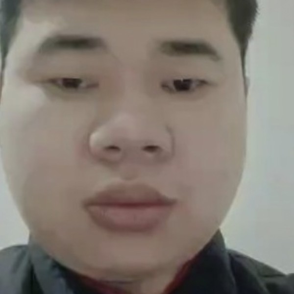 紫萱用勤奋的照片