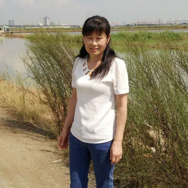 战斗机深拥无语的照片