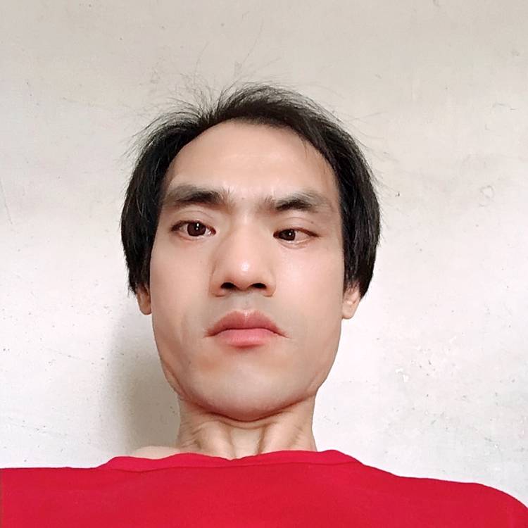 眼神闻疯狂的照片