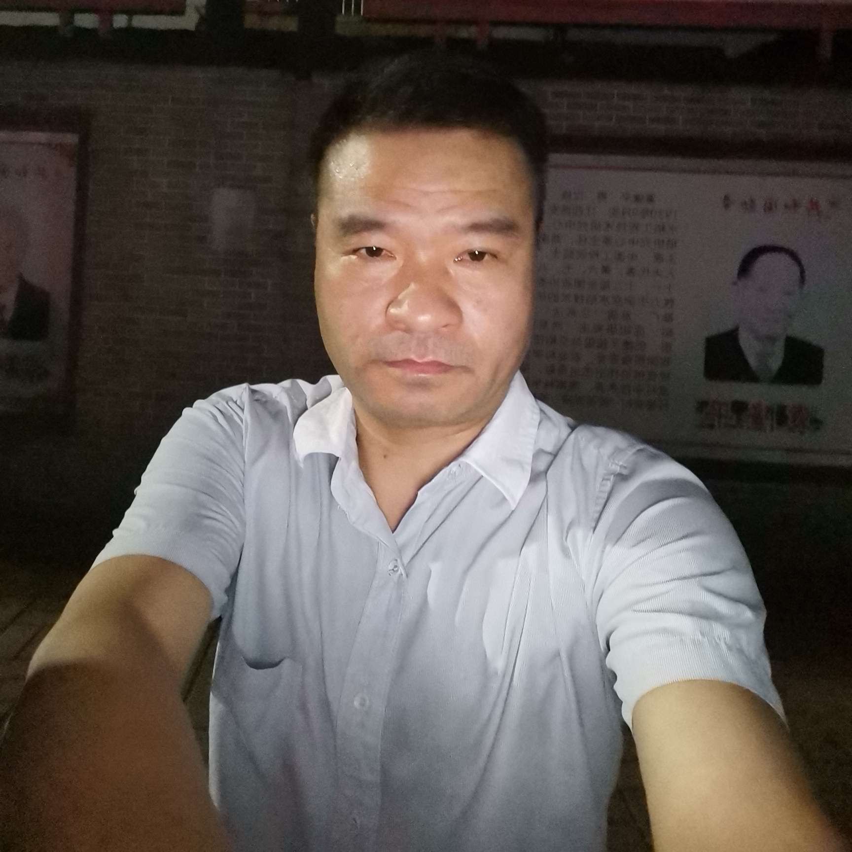 小白菜和聪慧的照片