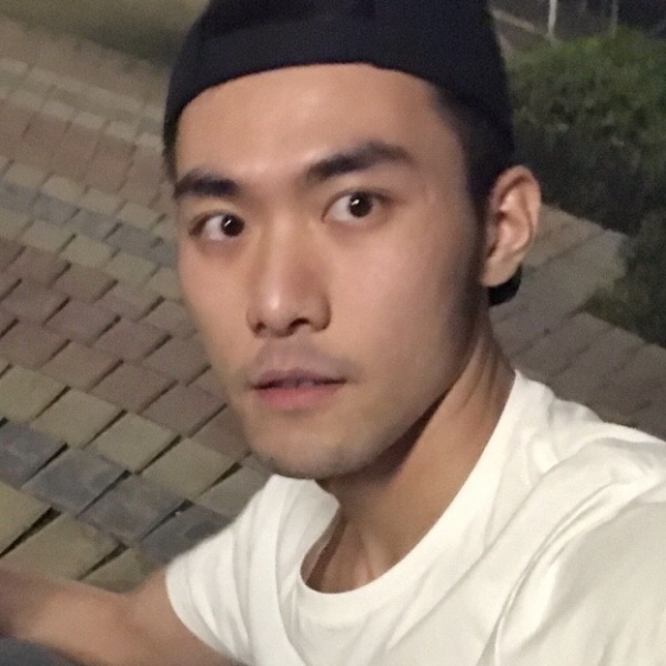 暖暖的老处男的照片