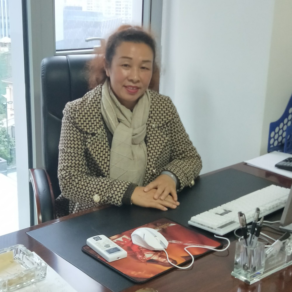 矮小手机的照片